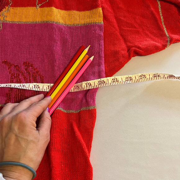 VINTAGE Herb Ghestler by Joni Breschel Red Pink sweater M - Picture 8 of 9